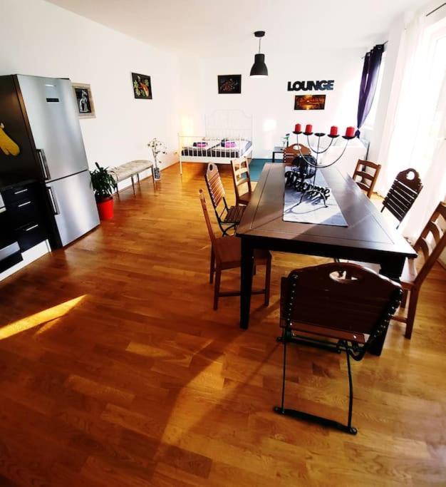 Ferienwohnung Art Of Simmering Wien Exterior foto